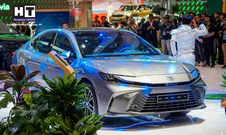 Toyota Camry 2025 sang trọng đẳng cấp tại Toyota Hiroshima Tân Cảng